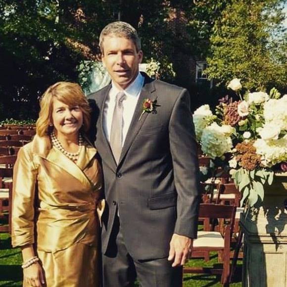 Meet your Posher, Courtney - Picture 1 of 1